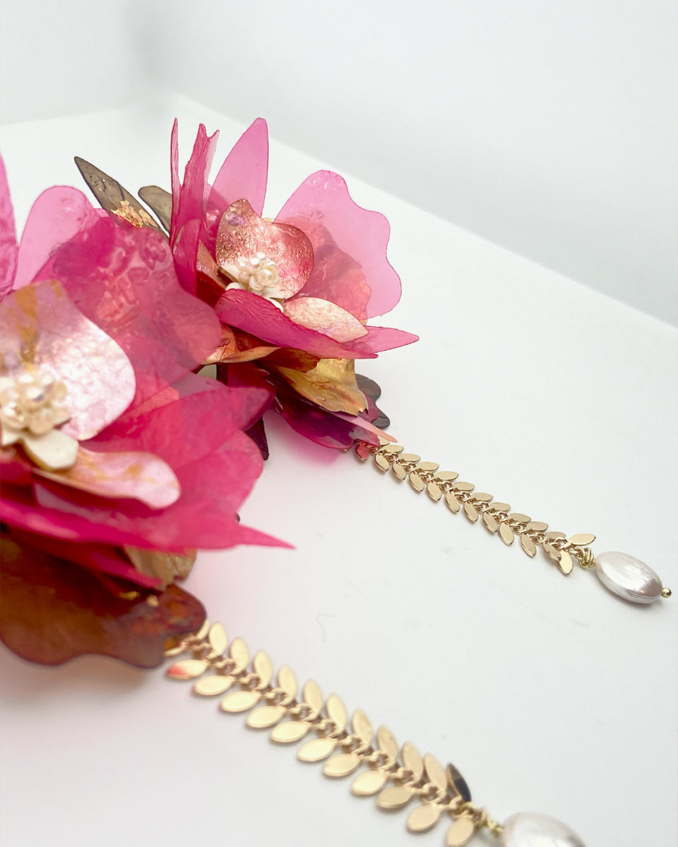 Gold Leaf & Pearls Earrings | Kantuta Nuna