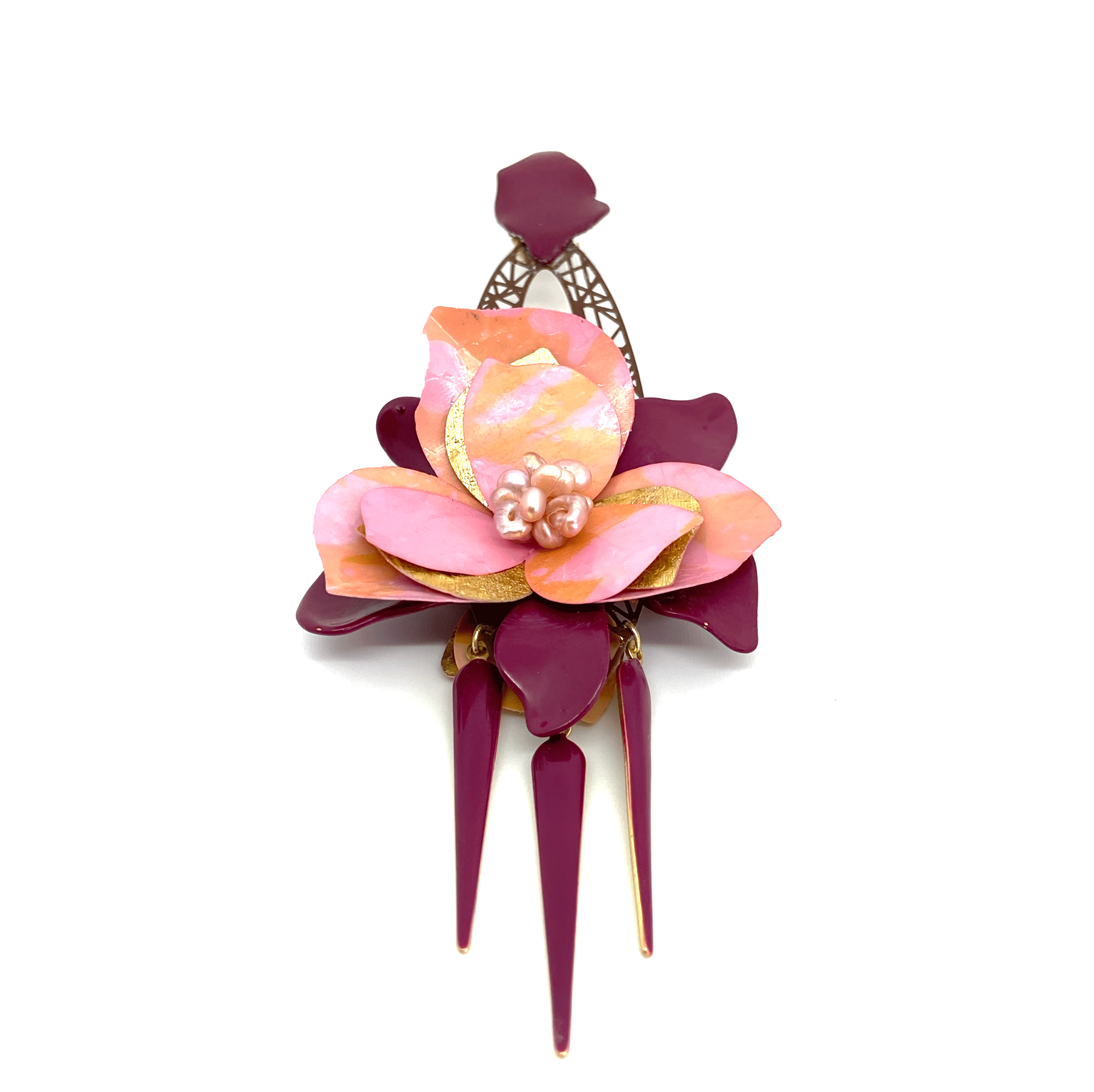 Pendientes en acero esmaltado, pan de oro, mini perlas violetas | Orquídea del Sur