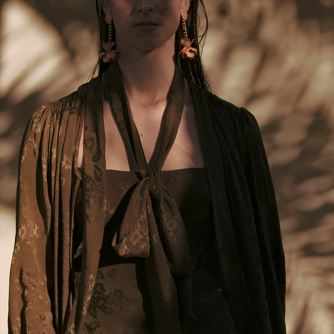 Pendientes en acero esmaltado, cristales y cuarzo naranja | Pacha kaman (llave al cosmos) Nuna