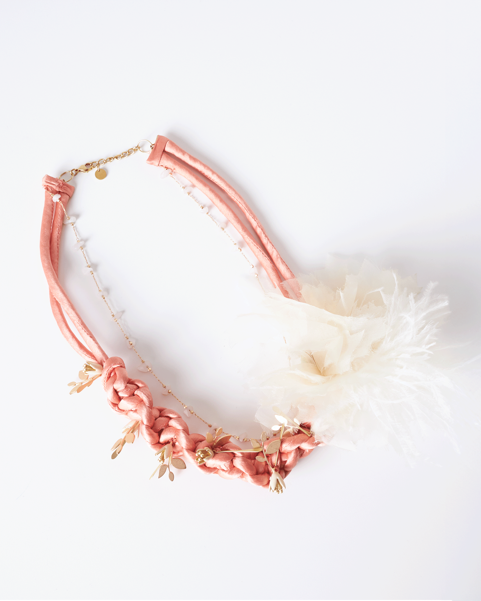 Silk and pearl necklace | Aura Nuna