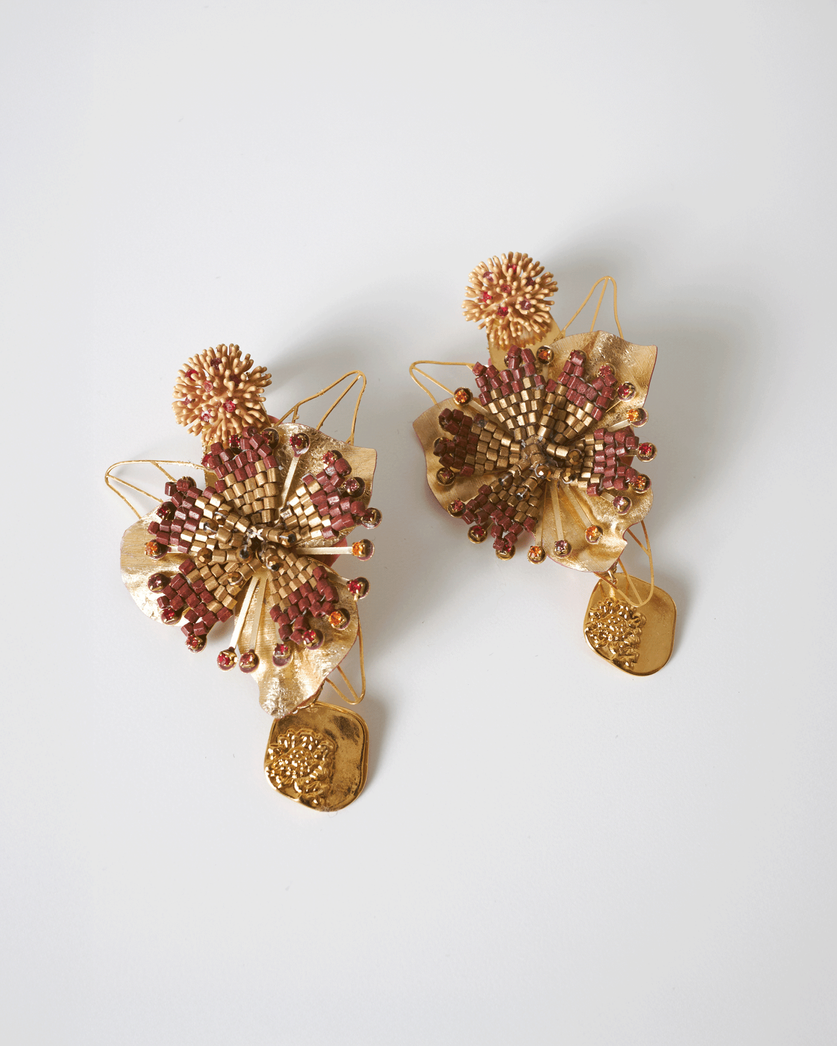Gold - Plated & Crystals Earrings | Illa Nuna - NUNA - QORI