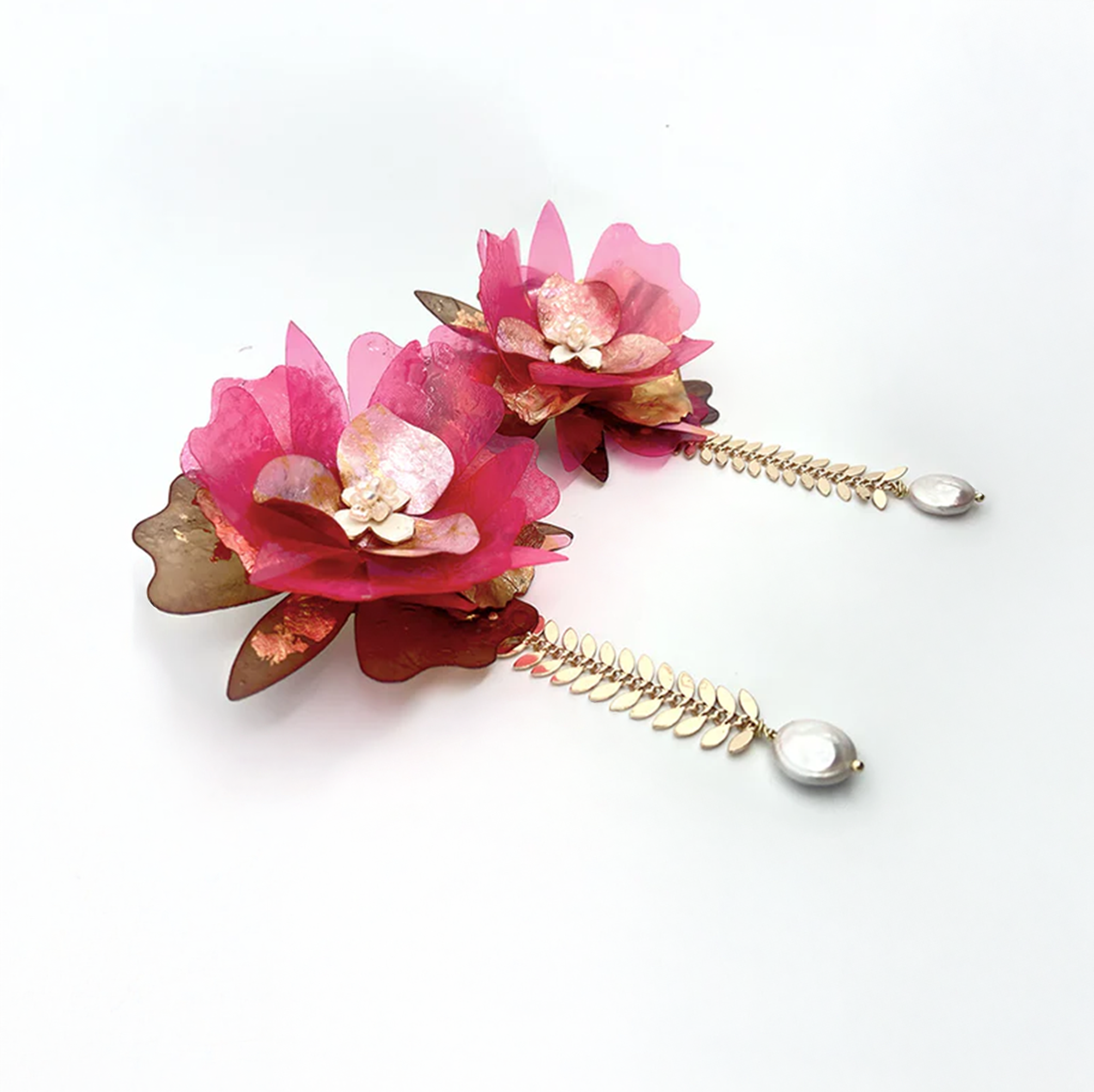 Gold Leaf & Pearls Earrings | Kantuta Nuna