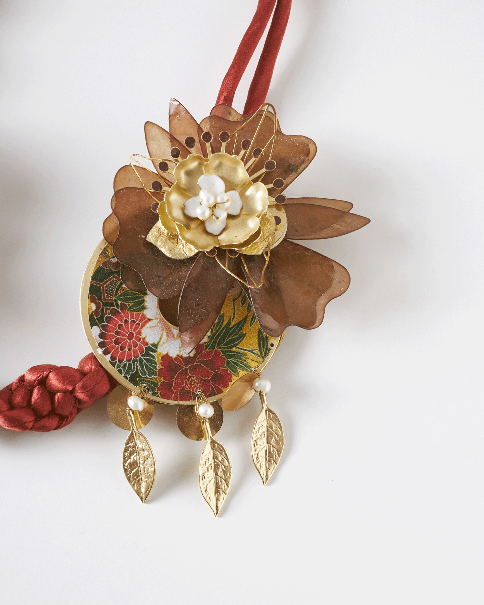 Silk and Flowers Necklace | Ñaña Nuna - NUNA - QORI