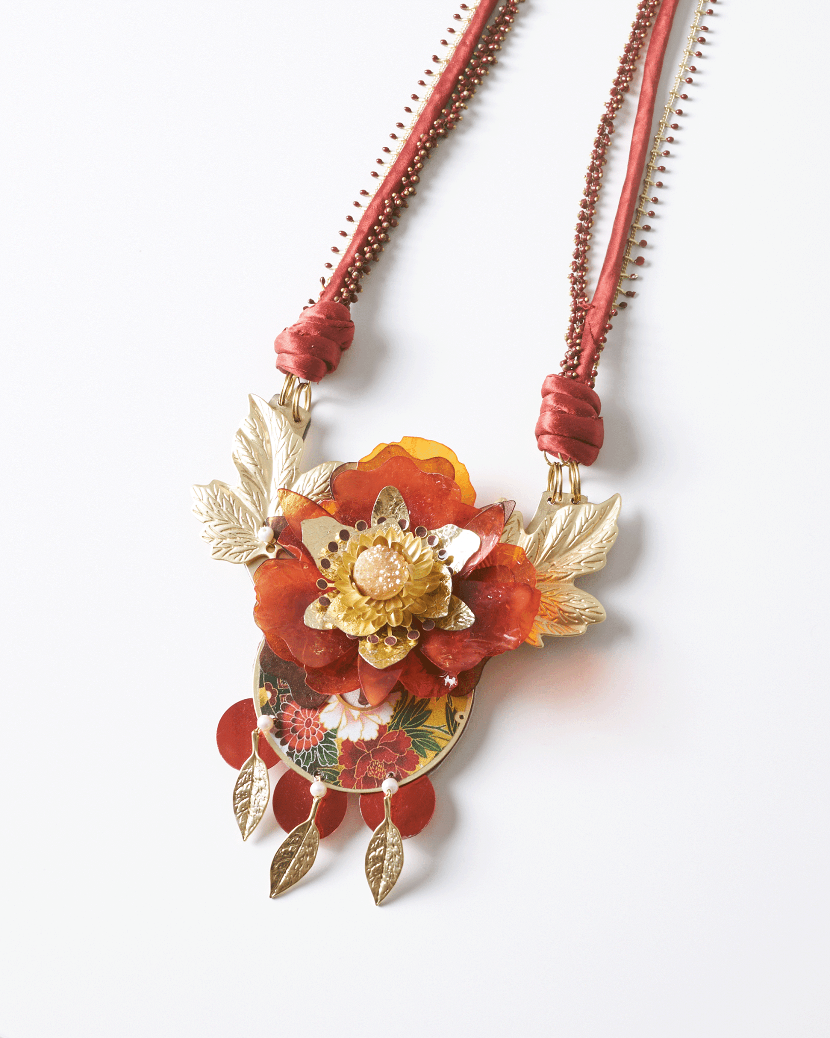 Silk & Quartz Necklace |Golden Lotus Nuna - NUNA - QORI